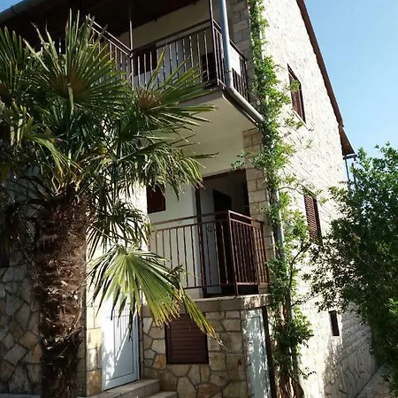 Apartmani Lupi M&S 3 Vrboska Exterior photo
